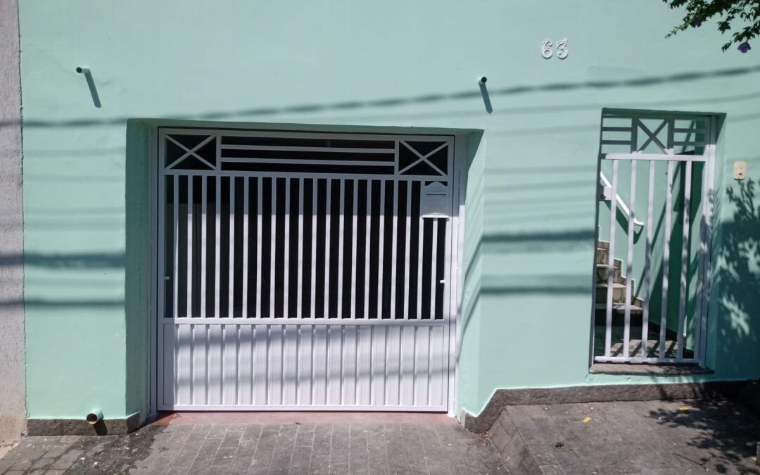 RF28 – Portão Basculante Automático