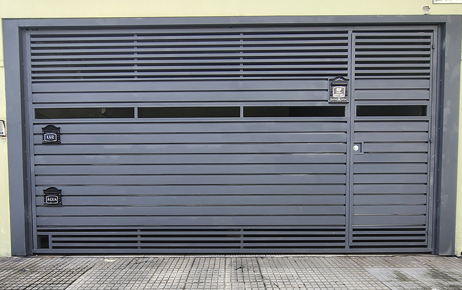 RF111 – Portão Basculante Automático