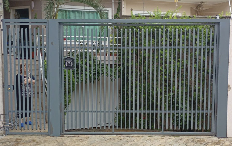 RF105 – Portão Basculante Automático