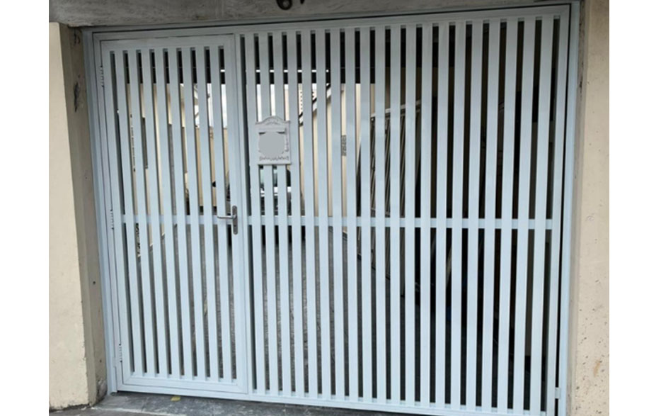 RF55 – Portão Basculante Automático