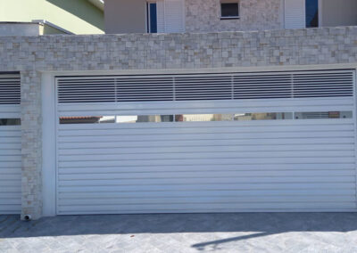 RF15 – Portão Basculante Automático
