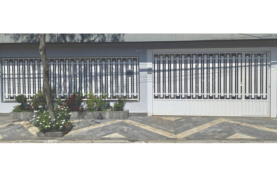 RF09 – Portão Basculante Automático